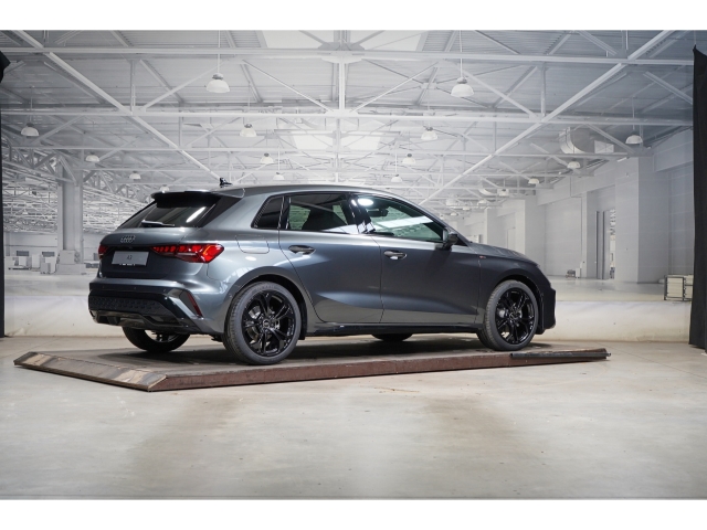 Sportback S line TFSI Tech+ PANO SONOS 3