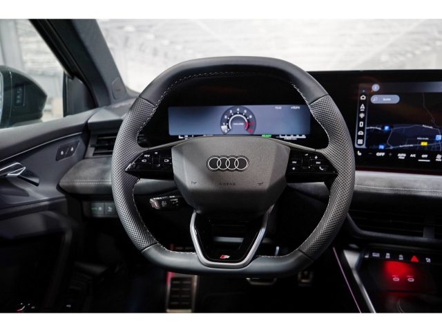 Sportback S line TFSI Tech+ PANO SONOS 6