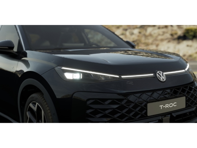 R-Line 1.5 eTSI OPF DSG IQ.LIGHT IQ.Drive 6