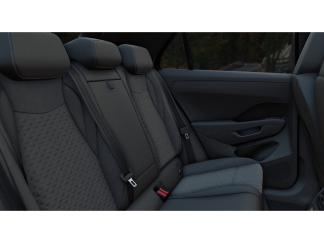 R-Line 1.5 eTSI OPF DSG IQ.LIGHT IQ.Drive 11