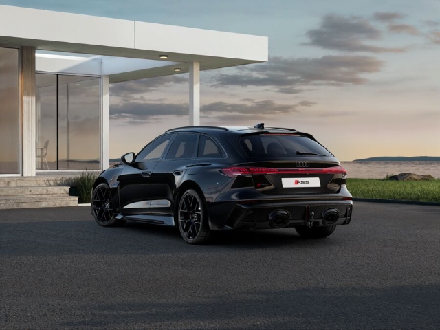 Avant Sport Paket AHK HUD PANO B&O 3