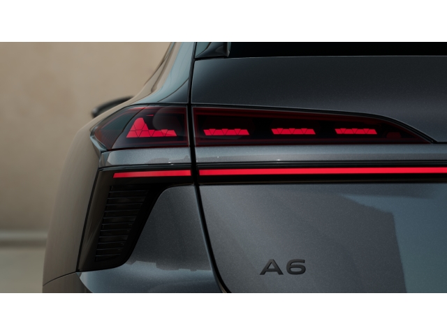 Avant e-hybrid quattro S line Tech Pro Luftfahr 6