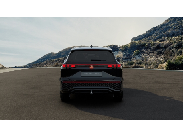 R-Line 1.5 eHybrid OPF DSG AHK IQ.DRIVE Pre 6