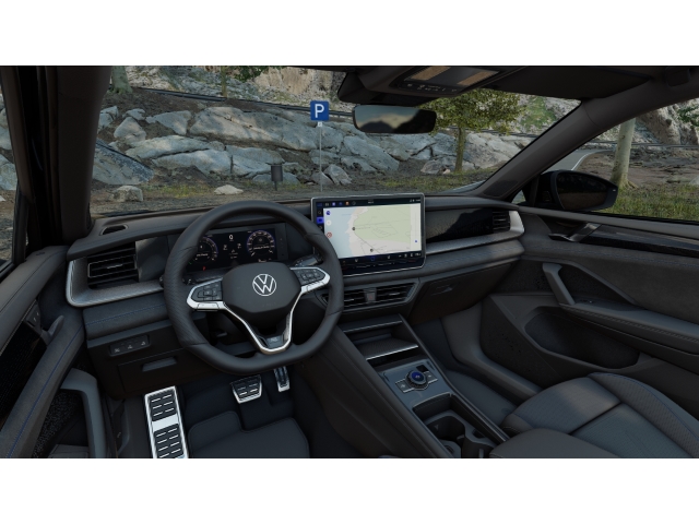 R-Line 1.5 eHybrid OPF DSG AHK IQ.DRIVE Pre 8