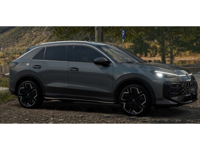 R-Line 1.5 eTSI OPF DSG IQ.LIGHT IQ.DRIVE 3