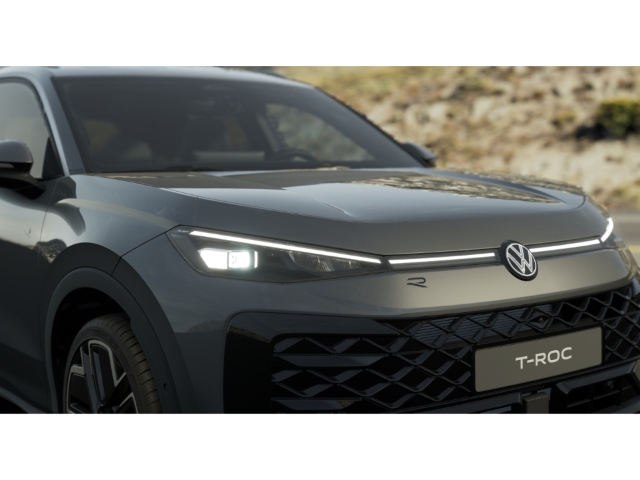R-Line 1.5 eTSI OPF DSG IQ.LIGHT IQ.DRIVE 5