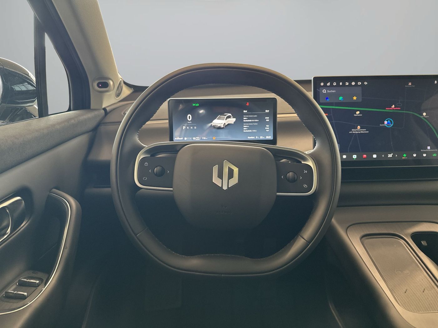 REEV Design bis zu 974 KM komb. Reichweite 12